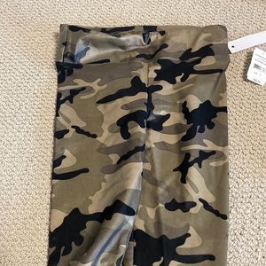 Koral lustrous high rise legging brand new with tags